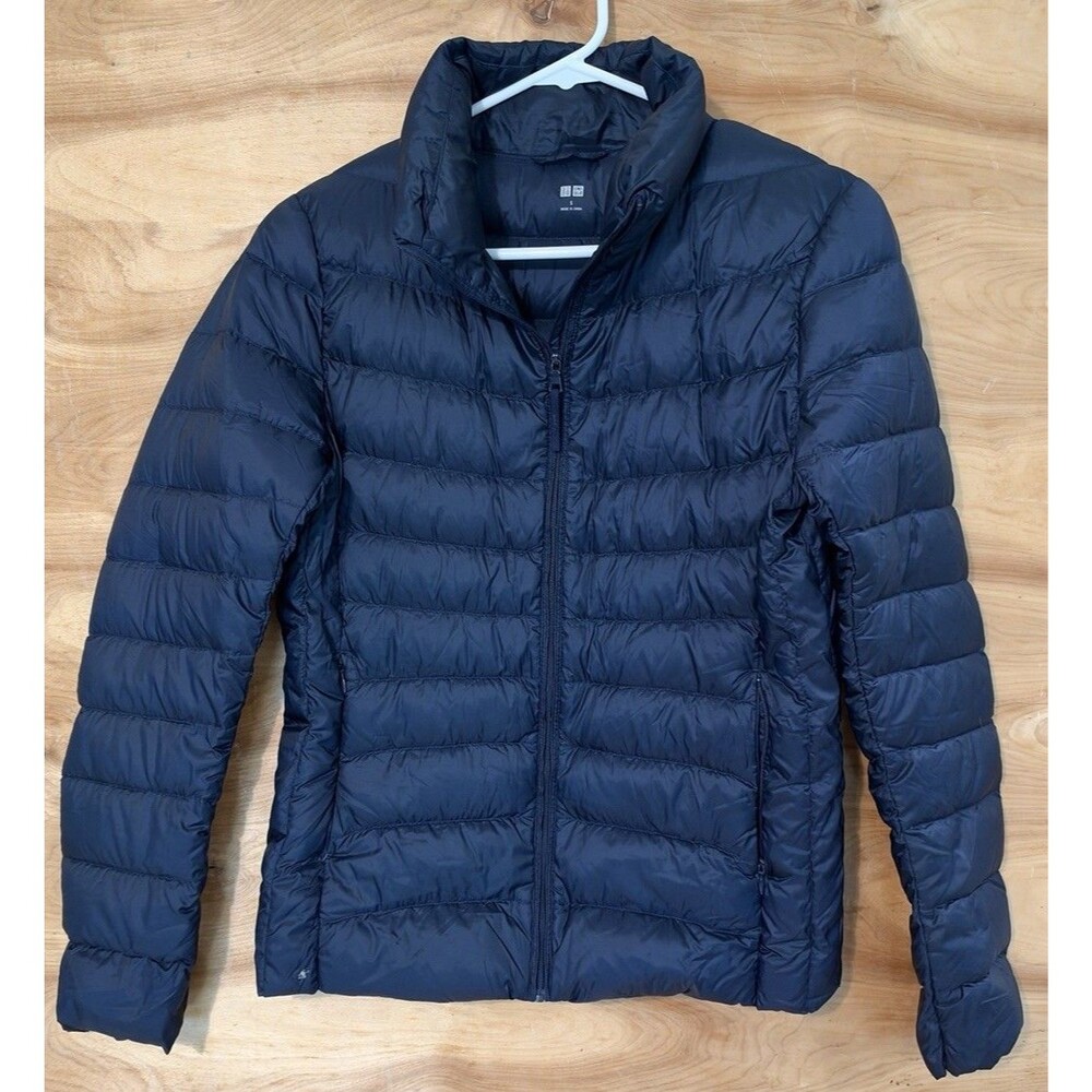 Uniqlo Goose Down Puffer Jacket Womens Sm Full Zip Packable  Travel Light READ